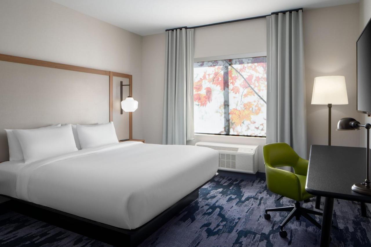 Fairfield By Marriott Inn & Suites Whitsett Greensboro East מראה חיצוני תמונה
